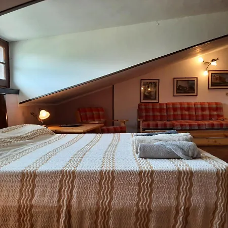 Villamuna Guest house *
