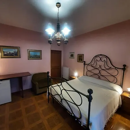 Villamuna بيت ضيافة